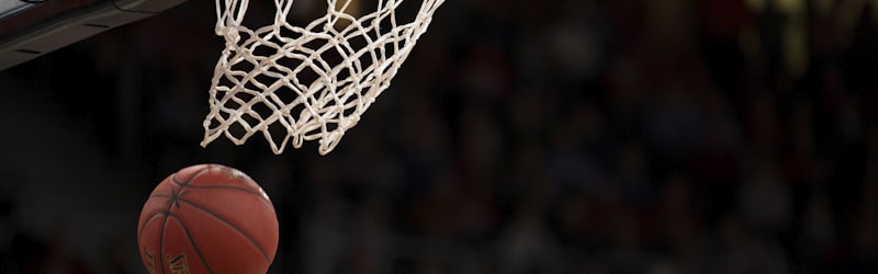 NBA总决赛第七场决胜时刻 - 球员投篮的紧张瞬间